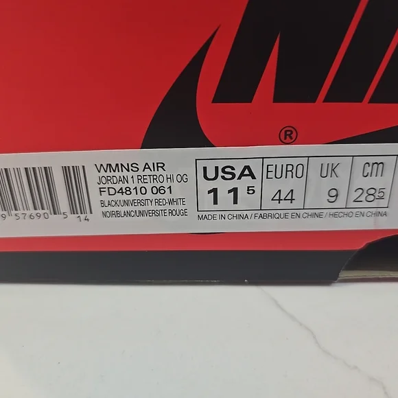 NIKE AIR JORDAN 1 RETRO HIGH OG SATIN BRED WOMENS SIZE 11.5 FD4810-061 PRE-OWNED - Picture 10 of 10